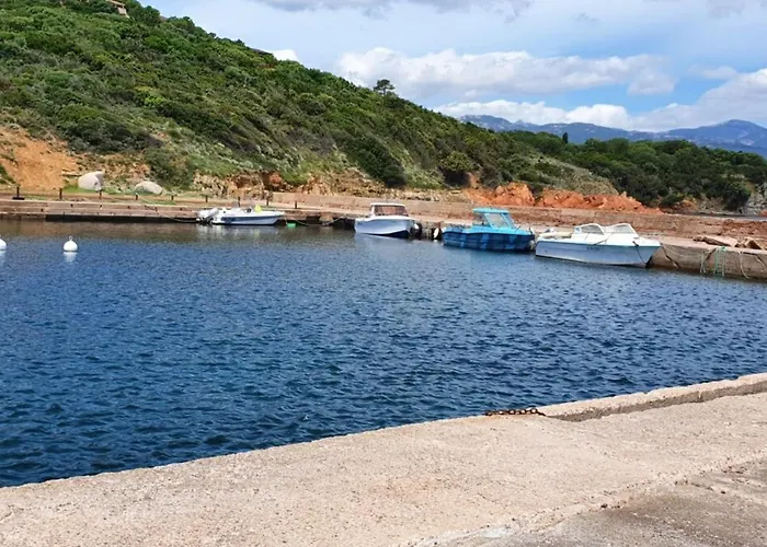 For 4 Ou 6 People In The Heart Of Porto-vecchio *