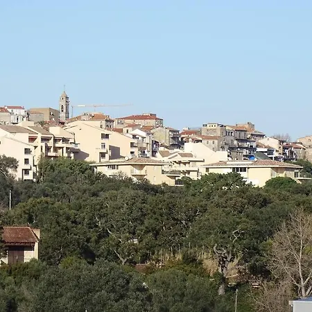 Lägenhet For 46 People In The Heart Of Porto-vecchio *