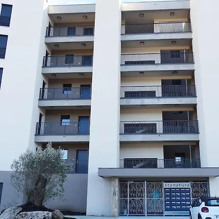 Apartamento For 46 People In The Heart Of Porto-vecchio