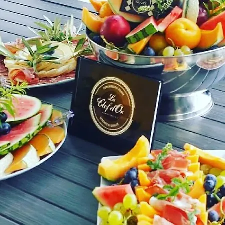 For 46 People In The Heart Of Porto-vecchio